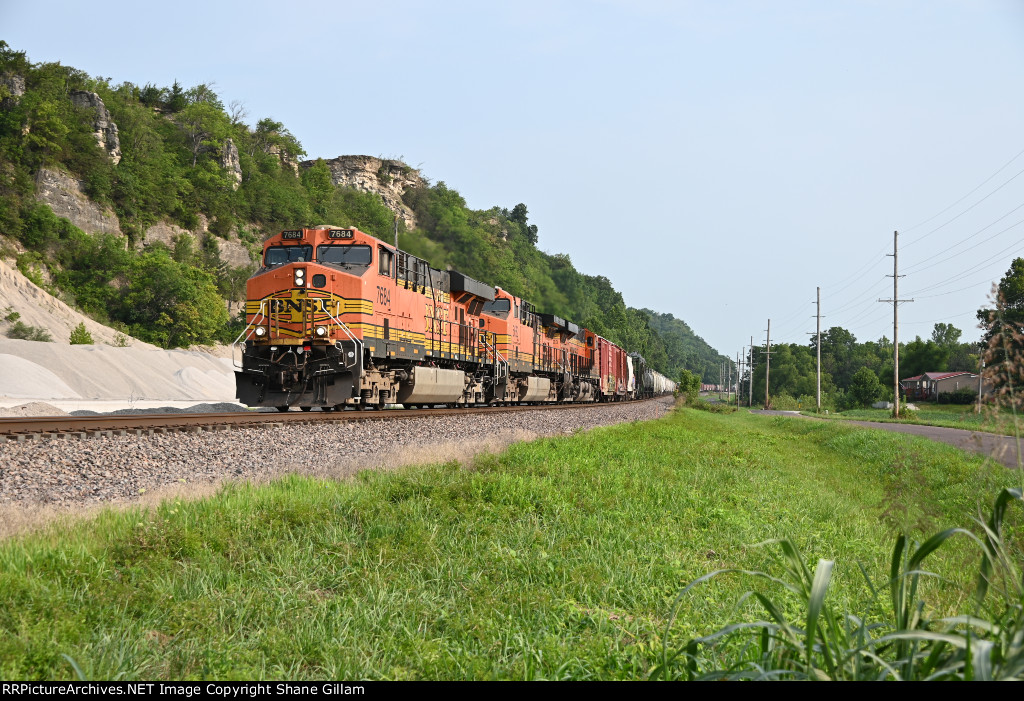 BNSF 7684